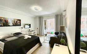 Fuengirola, Los Boliches - Nice Studio Right On The Beach.
